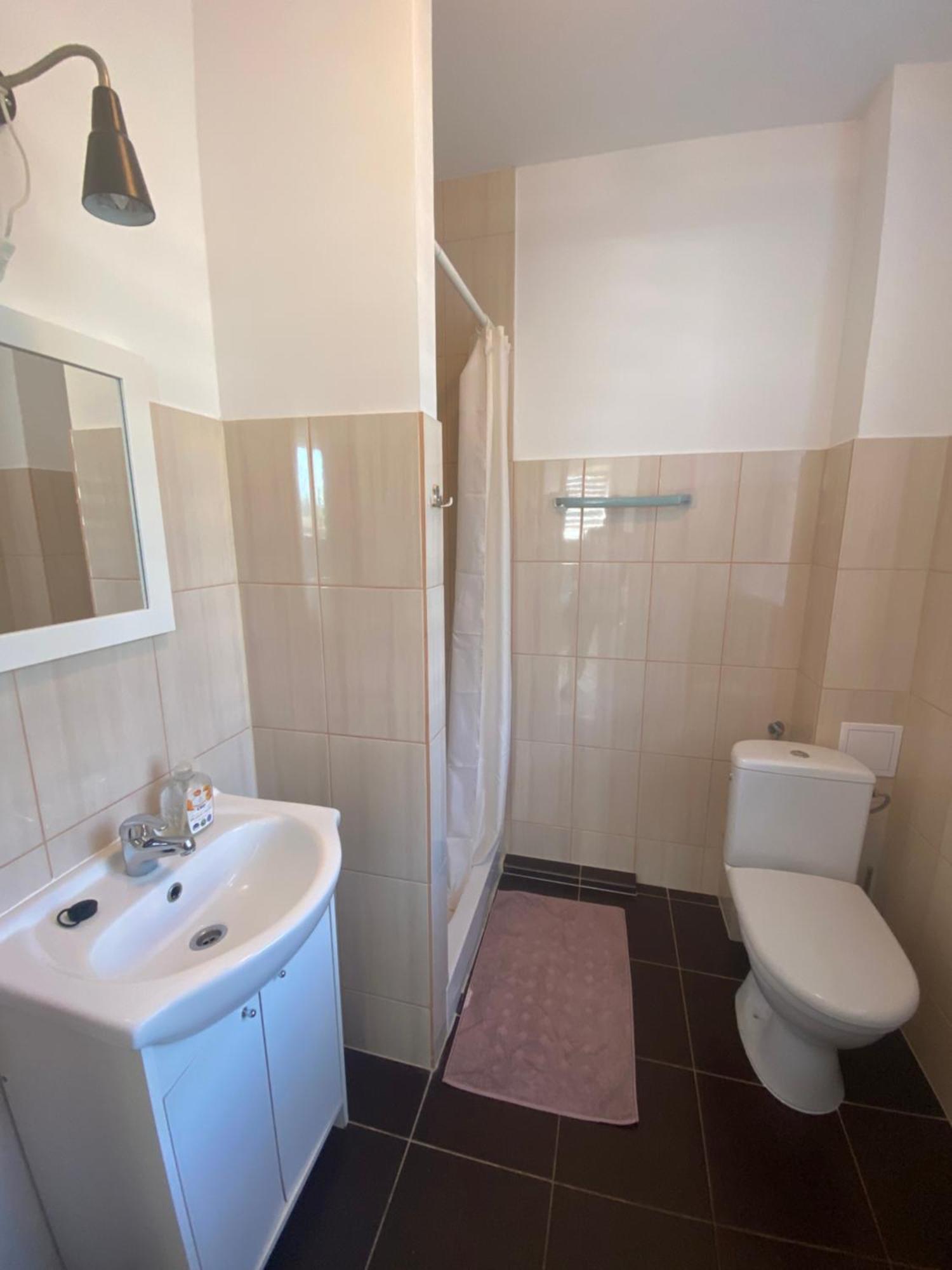 Alda-Pokoje Goscinne Nad Morzem Dziwnów Exterior foto